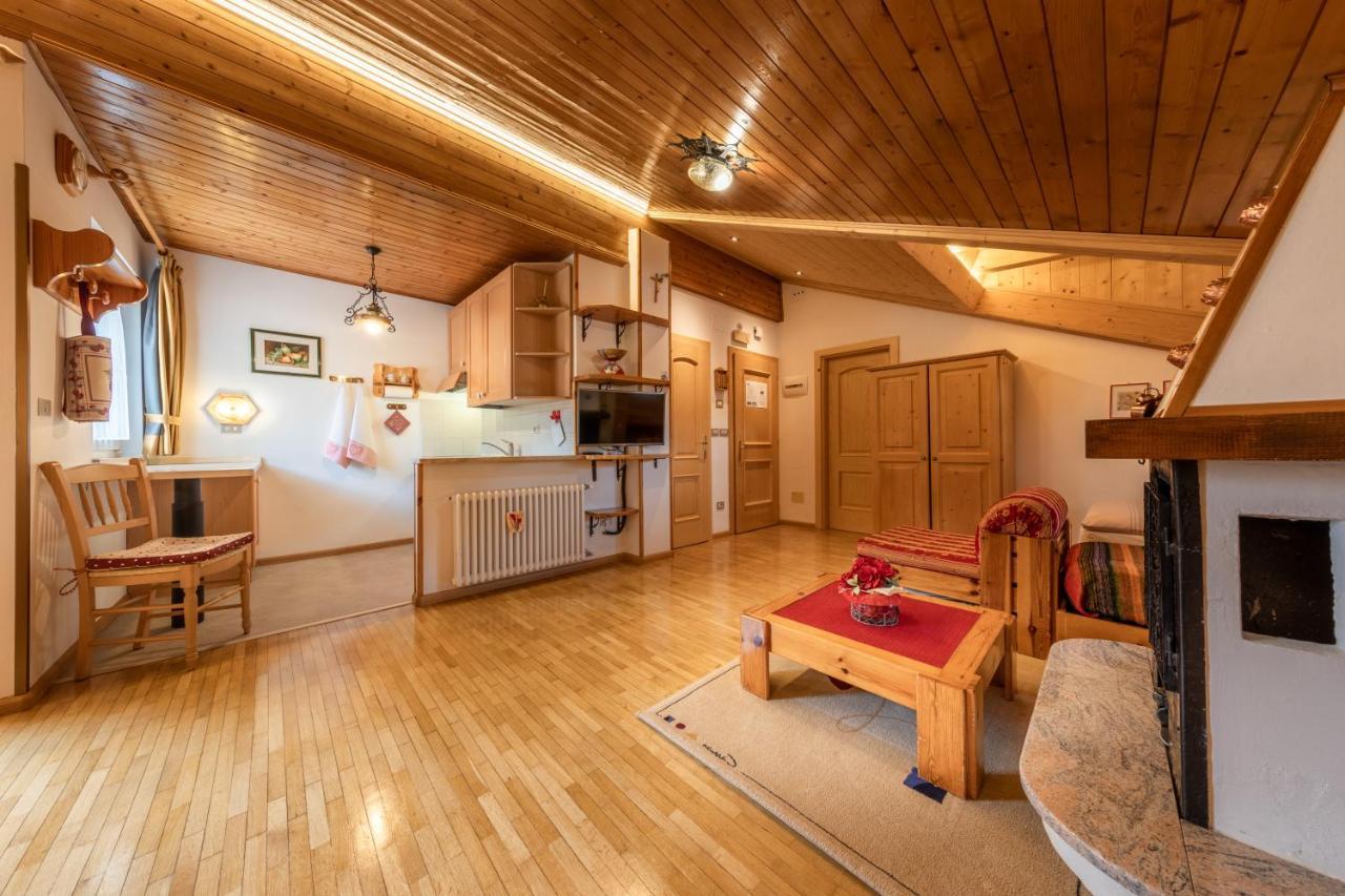 Apartmán Majon D'Aisciuda Vigo di Fassa Exteriér fotografie