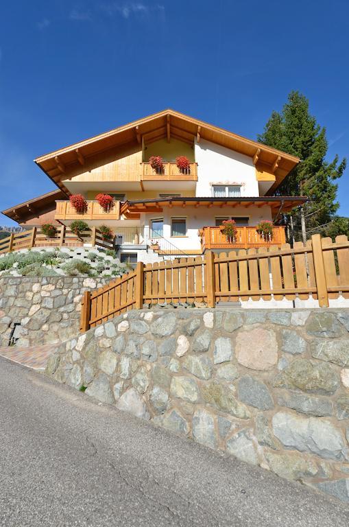 Apartmán Majon D'Aisciuda Vigo di Fassa Exteriér fotografie