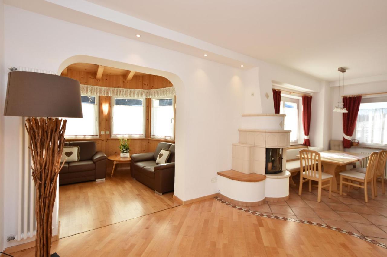 Apartmán Majon D'Aisciuda Vigo di Fassa Exteriér fotografie